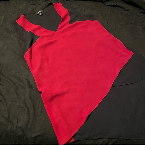 4/$20 | Le Chateau Red Chiffron Tank Top with asymmetrical hem - Picture 6 of 6